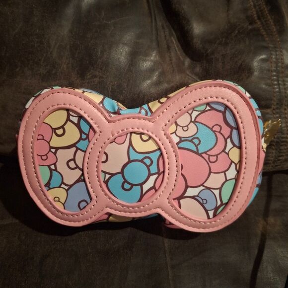 Hello Kitty Sanrio Bow Crossbody Bag - Picture 10 of 10